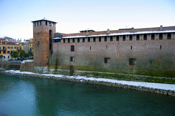 Oud kasteel in verona, Italië — Stockfoto