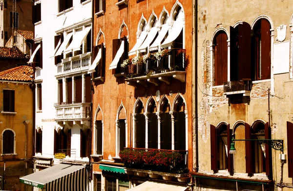 Venetiansk arkitektur i Venedig Italien — Stockfoto