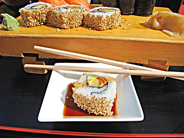 ソース 1 で寿司 — ストック写真
