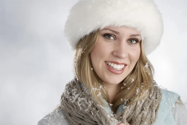 Stock image Beautiful blonde in winter outfit