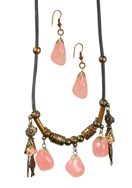 Ornamento feminino com quartzo rosa — Fotografia de Stock