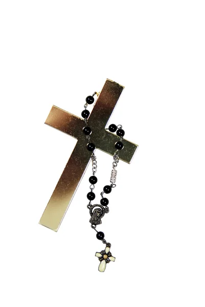 Croce d'oro e rosario — Foto Stock