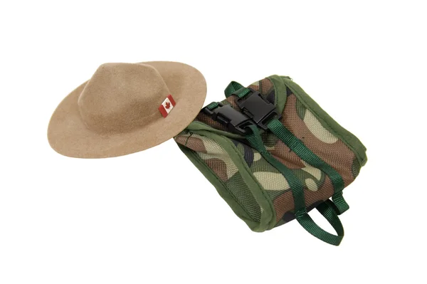 Mountie hat and backpack — Stock Photo, Image