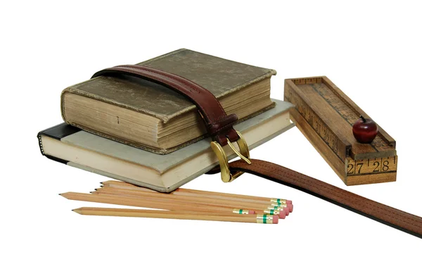 Школьные книги и карандаши — стоковое фото