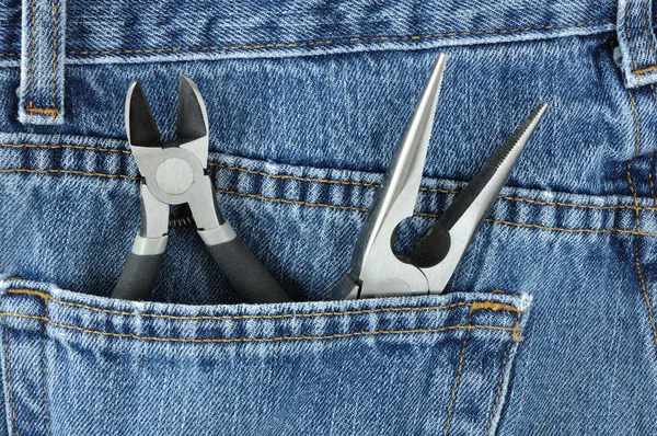 Alicates con agujas y cortadores laterales — Foto de Stock