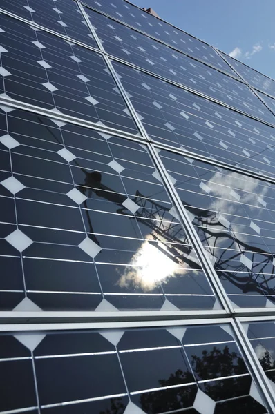 Panel Solar con Reflexión —  Fotos de Stock