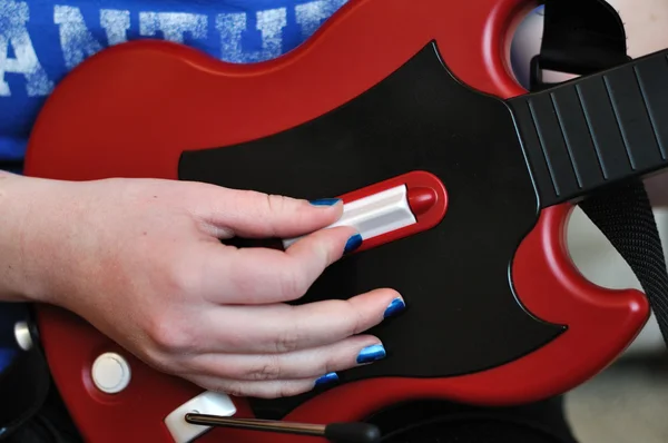 Jogando Guitarra Controlador de Vídeo — Fotografia de Stock