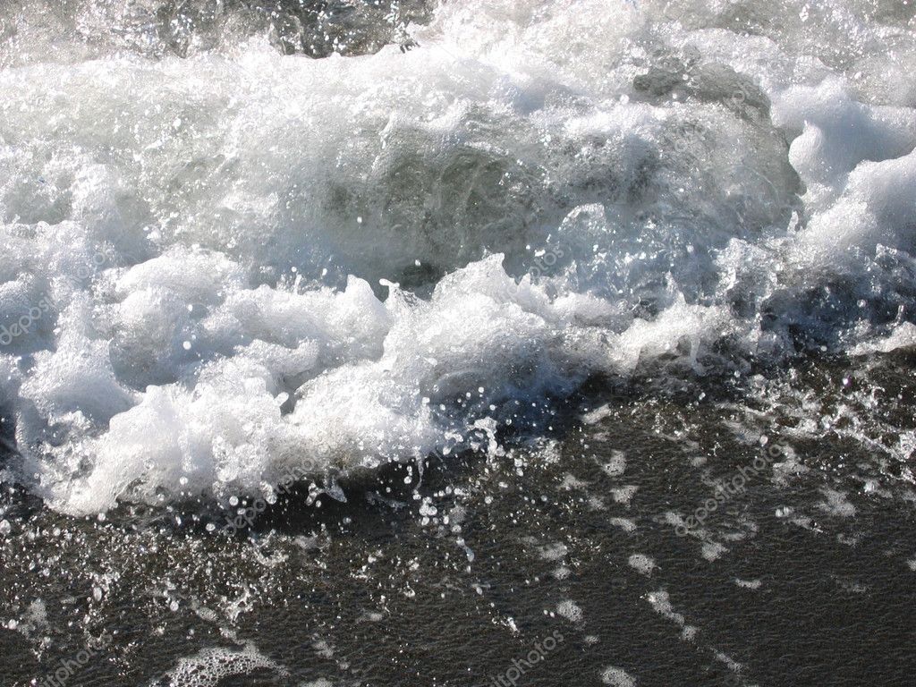 Coastal waves with foam — Stock Photo © ensiferum 2477872