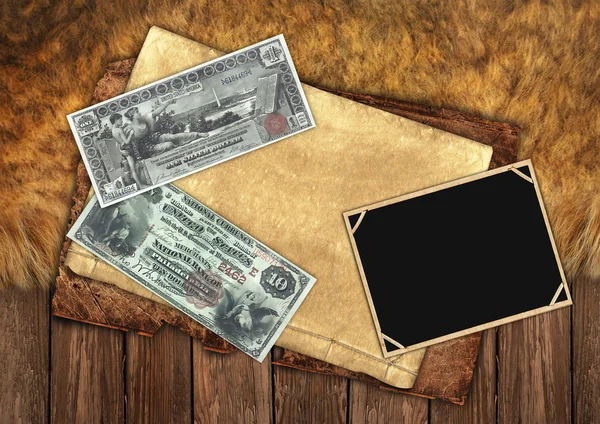 Vintage papers and money — Stock Photo, Image
