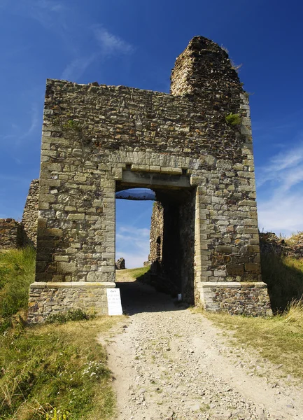 Руины замка Онисе, Чехия — стоковое фото