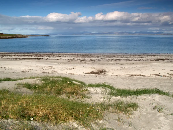 Playa de arena en la isla Inishmore — Foto de Stock