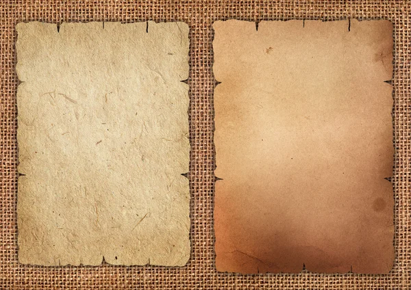 Старая скошенная бумага — стоковое фото