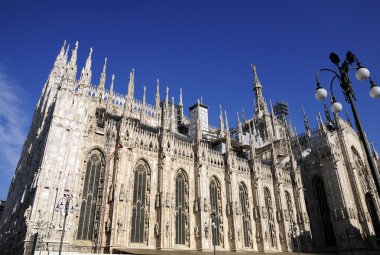 Milano Katedrali'ne Gotik mimarisi