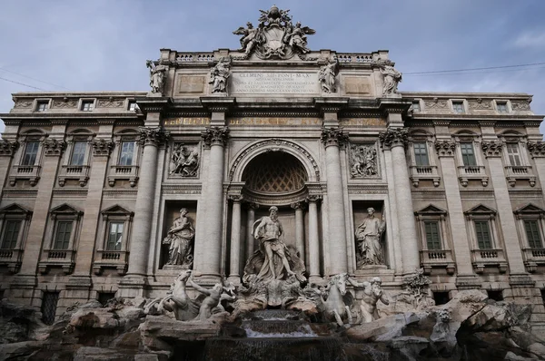 Trevi Fountain in Rome city — Stock Photo, Image