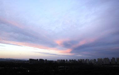 gökyüzü ve City scape