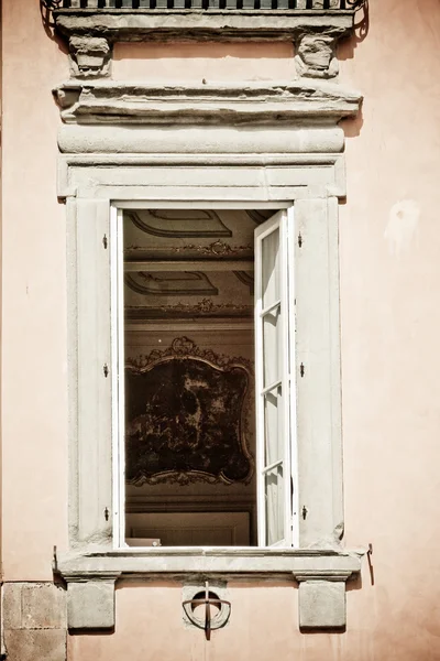 Историческая архитектура Тосканы — стоковое фото