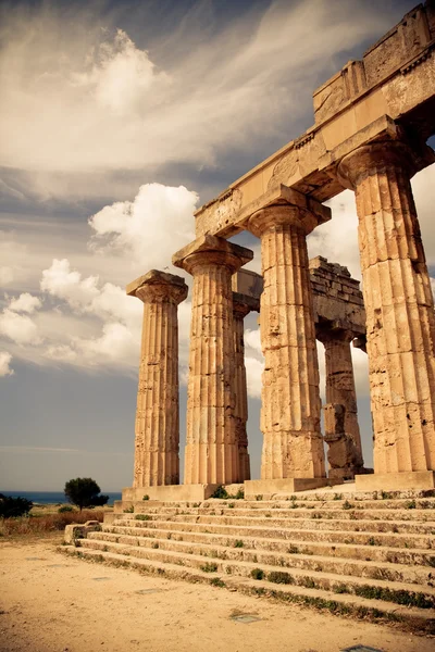 Templo griego en Selinunte —  Fotos de Stock