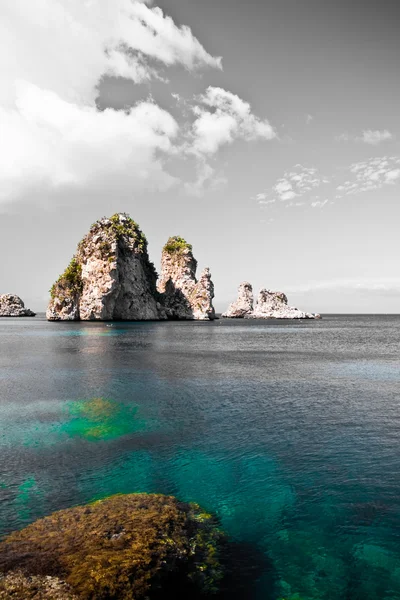 Відстань складає природного заповідника, Сицилія — стокове фото