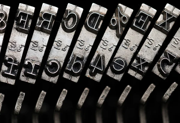 Gammal skrivmaskin — Stockfoto