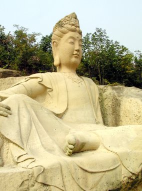 Kwan-yin statue clipart