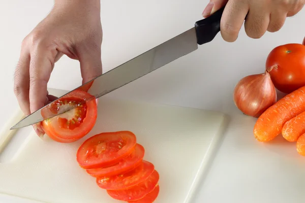 Cortar tomates — Foto de Stock