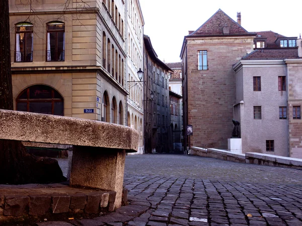 Rua da cidade velha em Genebra, Suíça — Fotografia de Stock