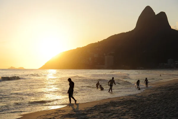 Pôr do sol na praia, Rio de Janeiro — Fotografia de Stock