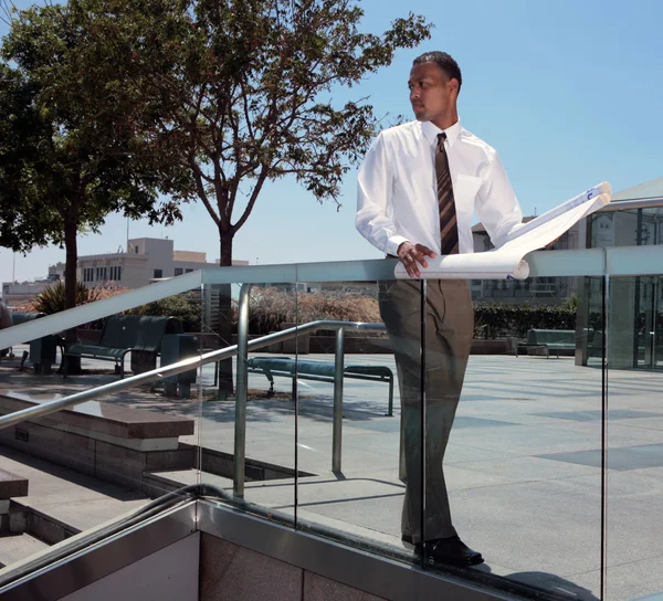 African American Architect Outdoors Look — Stock Photo, Image