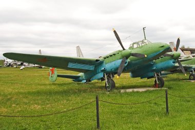Sovyet bombardıman pe-2