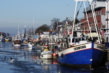 Eski liman Warnemünde içinde.