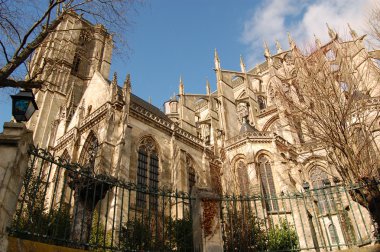 Le Mans Cathedral clipart