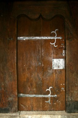 Old wooden door clipart