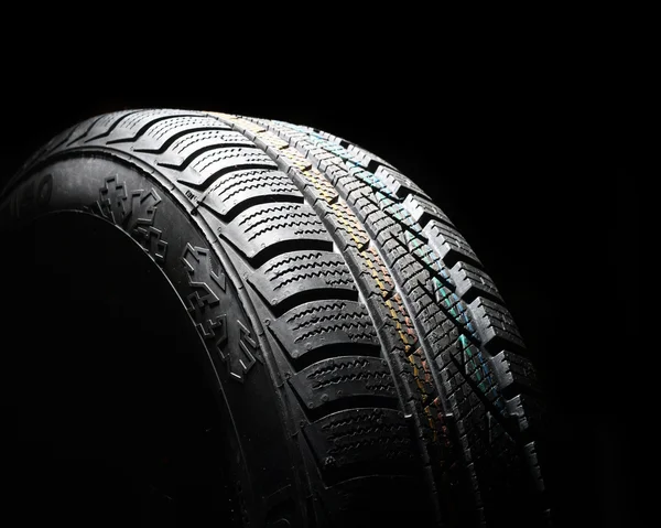 Nuevo neumático de invierno —  Fotos de Stock