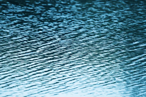 Modré jezero vody — Stock fotografie