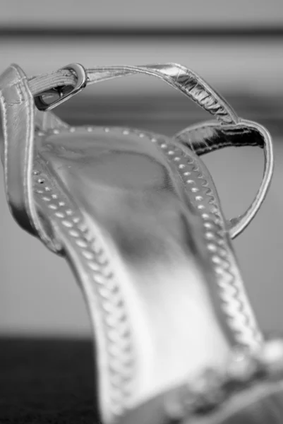 Silver formal wedding shoes — Stock Photo, Image
