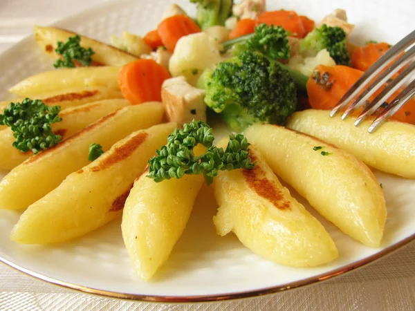 Potatis nudel pan — Stockfoto