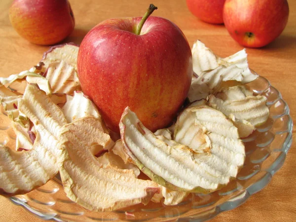 Яблучні чіпси — стокове фото