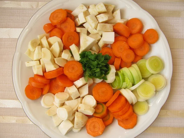 Sopa de verduras con chirivía y raíz pa —  Fotos de Stock