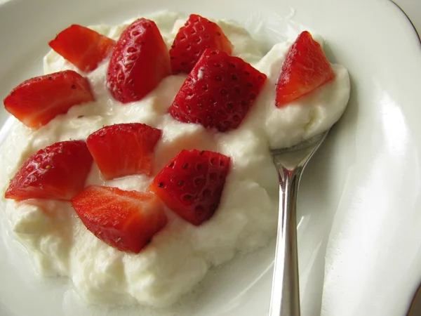 Iaurt cu căpșuni — Fotografie, imagine de stoc