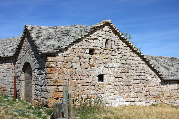 Kamienny dom — Zdjęcie stockowe