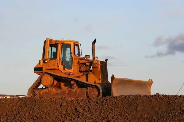 Idle bulldozer — Stock Photo, Image