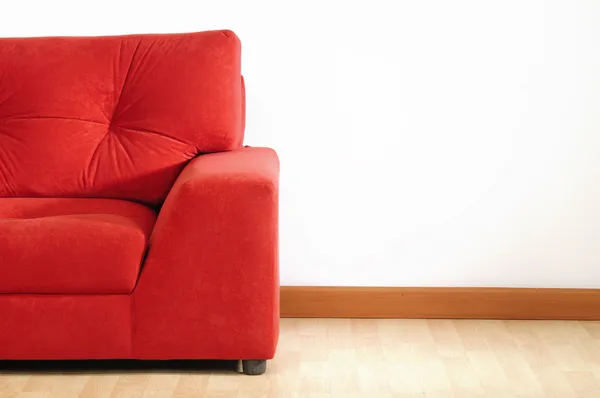 Röd soffa. — Stockfoto