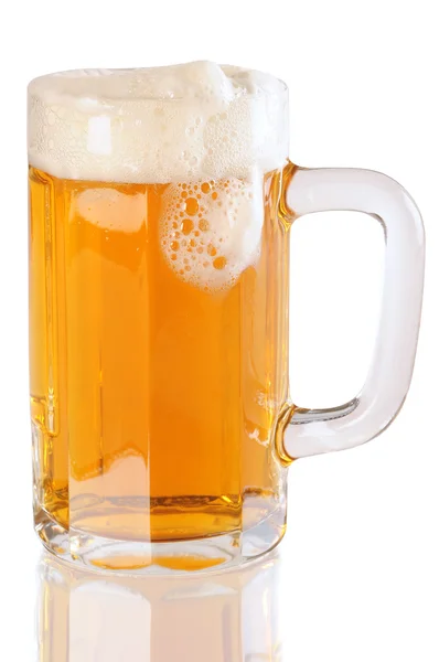 Bier. geïsoleerd — Stockfoto