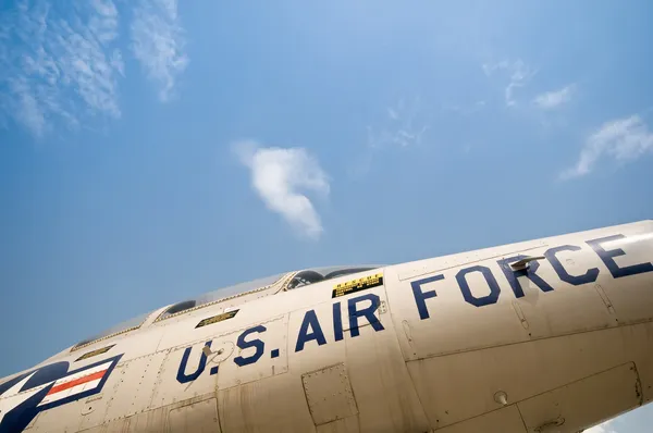 Реактивный самолет ВВС — стоковое фото