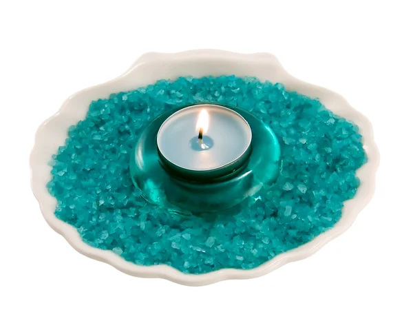 Ароматная свеча и соль для ванн — стоковое фото