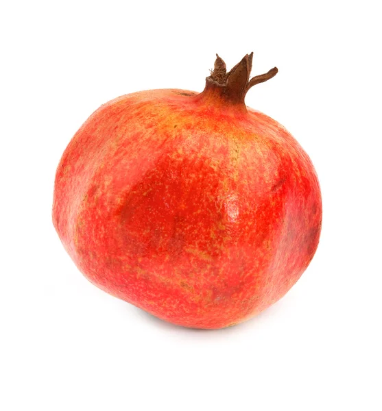 Mogen granatäpple frukt på vit — Stockfoto