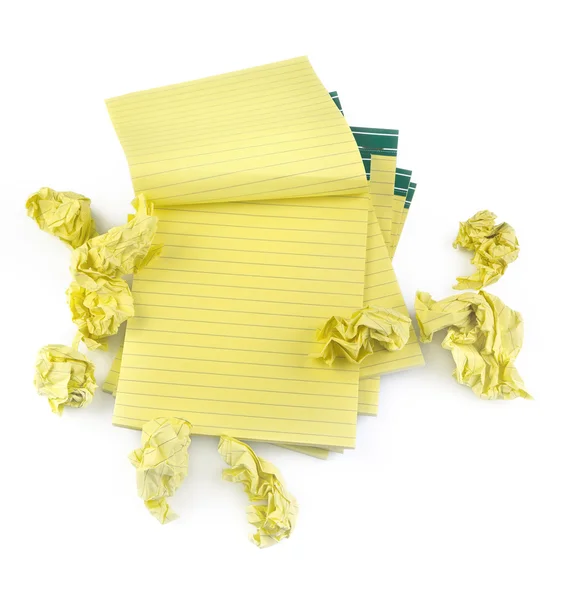 Cadernos de papel forrado e papel amassado — Fotografia de Stock