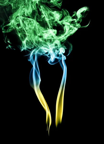 3 つの色の煙の形成 — ストック写真