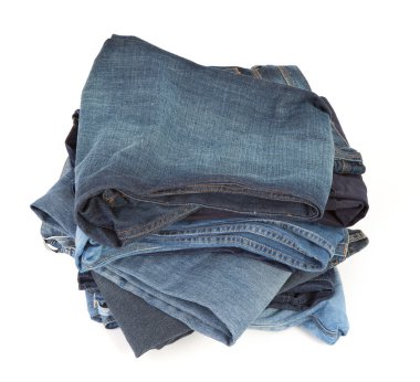 Mavi jeans yığını