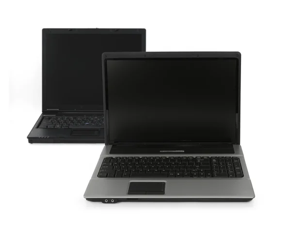 Beyaz üzerine iki dizüstü bilgisayarlar — Stok fotoğraf